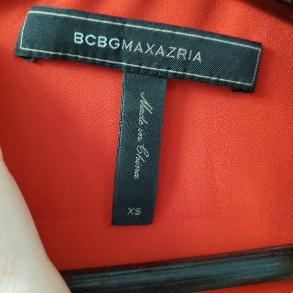 BCBG high-low dress blouse. - Picture 3 of 7